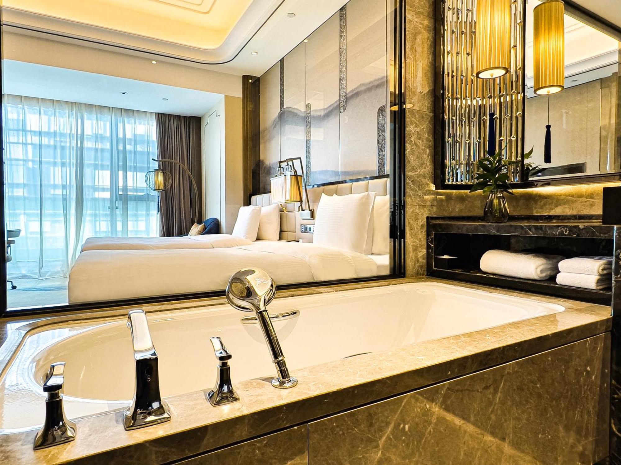 Wanda Vista Kunming Hotel Exterior photo